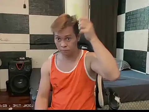 FuckMeeGUYS online show from 06-19-26, 06:07