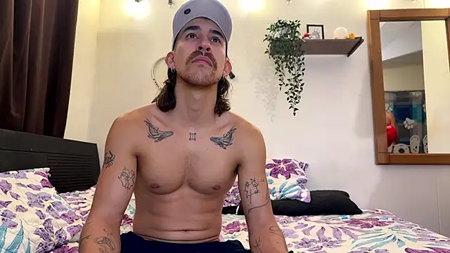 Aaron wheel online show from 05-03-26, 03:01