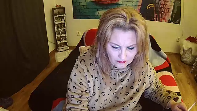Divineblond online show from 01-14-25, 10:12