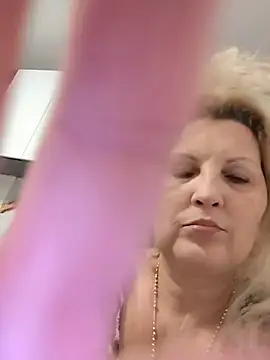 Divineblond online show from 02-08-26, 08:01