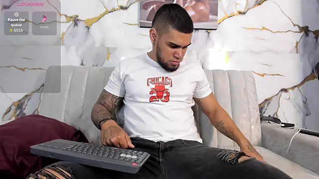 angel  tattoo online show from 07-08-26, 10:14