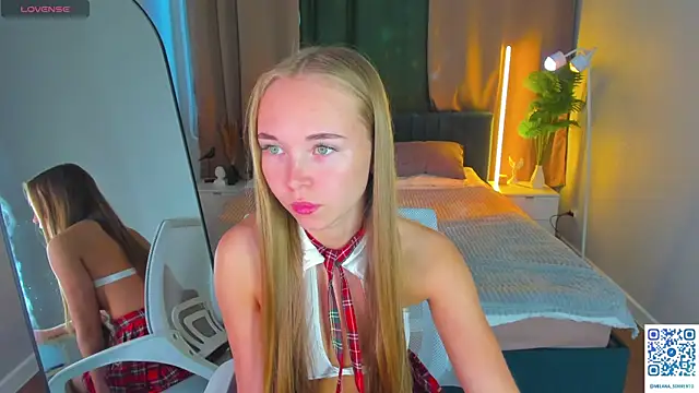 Milana Sorrento online show from 06-02-26, 01:07