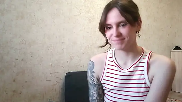 shy Miracle online show from 06-04-26, 06:14