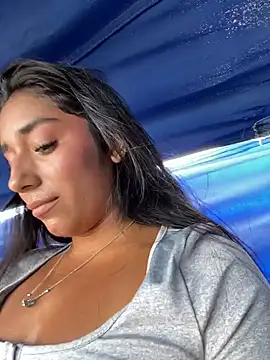 Snapshot of SaryJonex chatting on 07-11-26, 02:42 SaryJonex online show from 07-11-26, 02:42