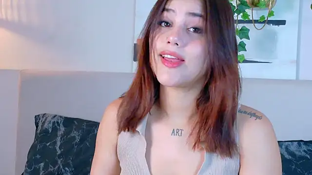 Snapshot of CuteWofy_ chatting on 06-03-26, 11:46 CuteWofy online show from 06-03-26, 11:46