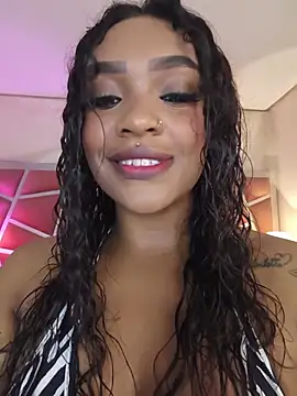 Snapshot of allycharlotte chatting on 07-22-26, 07:11 allycharlotte online show from 07-22-26, 07:11