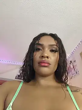 Snapshot of allycharlotte chatting on 07-24-26, 12:08 allycharlotte online show from 07-24-26, 12:08