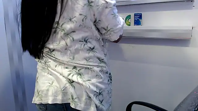 Sol vannesa online show from 04-23-26, 02:35