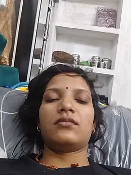 Snapshot of SS_sanjna chatting on 06-01-26, 09:05 SS sanjna online show from 06-01-26, 09:05