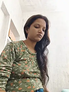 Snapshot of SS_sanjna chatting on 06-17-26, 02:25 SS sanjna online show from 06-17-26, 02:25