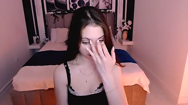  AliceWells online show from 07-09-26, 07:01