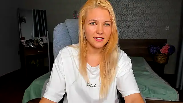 AnniShery online show from 07-15-26, 11:54