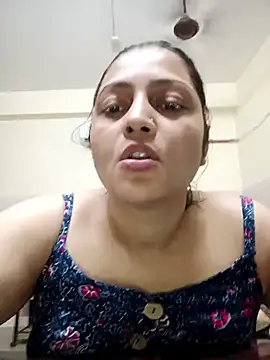 Snapshot of Aayaat__ chatting on 05-22-26, 06:31 Aayaat online show from 05-22-26, 06:31