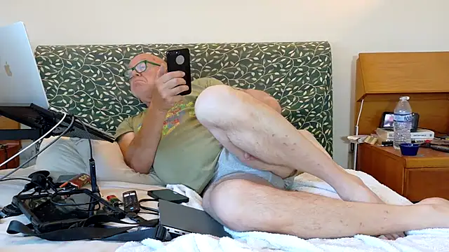 KinkCentral online show from 06-04-26, 07:42
