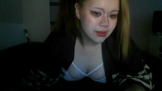 Amanda Mia  online show from 06-11-26, 04:49