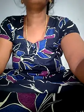 Snapshot of Tamil_Hot_HoneyBee chatting on 06-29-26, 10:48 Tamil Hot HoneyBee online show from 06-29-26, 10:48