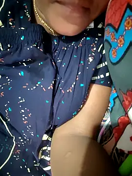 Snapshot of Tamil_Hot_HoneyBee chatting on 07-09-26, 01:59 Tamil Hot HoneyBee online show from 07-09-26, 01:59