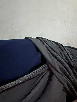 Snapshot of Tamil_Hot_HoneyBee chatting on 07-17-26, 05:40 Tamil Hot HoneyBee online show from 07-17-26, 05:40