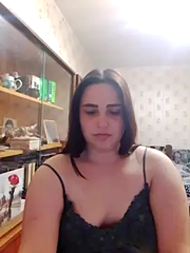 Snapshot of SanemCrems chatting on 05-18-26, 02:29 SanemCrems online show from 05-18-26, 02:29