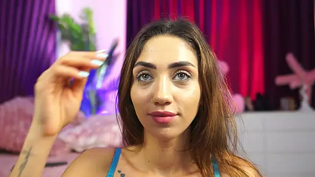Snapshot of isLucyCherry chatting on 06-06-26, 04:17 isLucyCherry online show from 06-06-26, 04:17