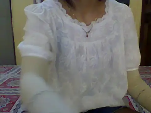 Snapshot of hot-avni chatting on 07-03-26, 12:33 hot-avni online show from 07-03-26, 12:33