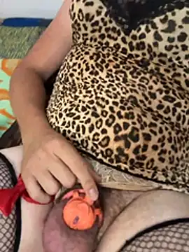 Cruellacrossdress online show from 06-25-26, 06:34