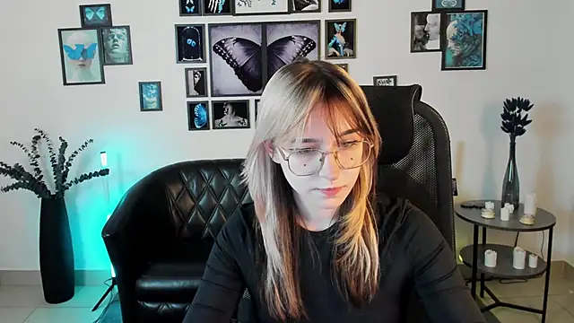 NyxCalderra online show from 05-21-26, 10:00