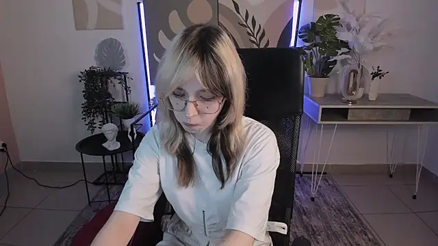 NyxCalderra online show from 06-05-26, 04:41