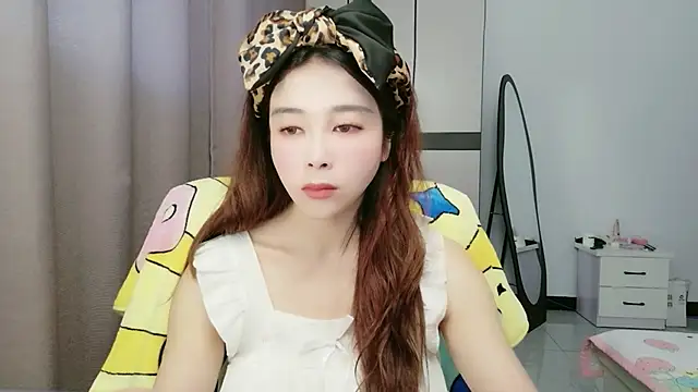 xiaoxiaohong030 online show from 06-08-26, 12:14
