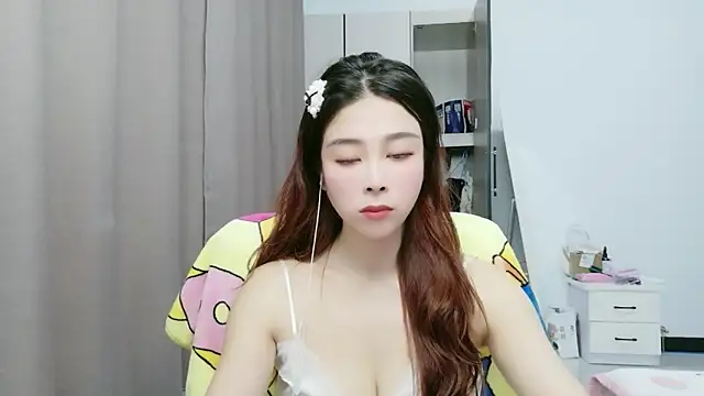 xiaoxiaohong030 online show from 06-14-26, 02:30
