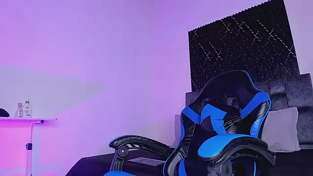 ThiagoSexy005 online show from 07-17-26, 12:28