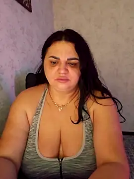 -CUTE-EVVIL- online show from 05-21-26, 08:16