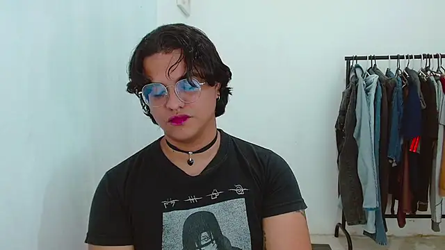 Snapshot of Diane_exotic chatting on 05-27-26, 11:02 Diane exotic online show from 05-27-26, 11:02