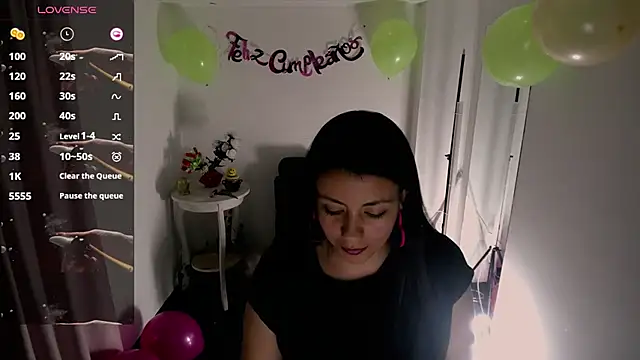 Snapshot of Valeri_bj chatting on 05-27-26, 09:12 Valeri bj online show from 05-27-26, 09:12
