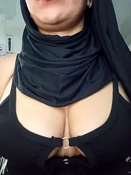 nadia  abaud online show from 01-02-25, 05:14