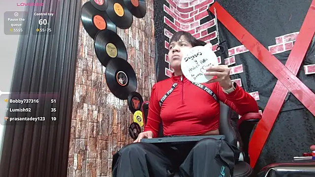 Dominatriz Arlette online show from 06-26-26, 06:23