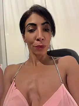Yasmiinee online show from 06-07-26, 10:13