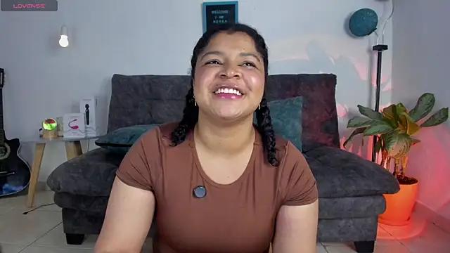 Snapshot of Nerea- chatting on 07-03-26, 04:41 Nerea- online show from 07-03-26, 04:41