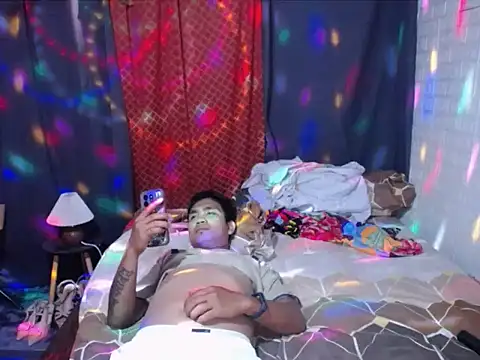 FleeCruz online show from 04-25-26, 04:37