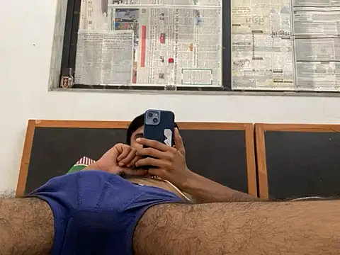 Snapshot of BBCHORNEYDADDY chatting on 05-06-26, 03:35 BBCHORNEYDADDY online show from 05-06-26, 03:35