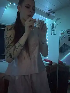 Lina-420 online show from 05-29-26, 08:07