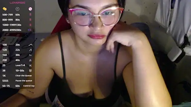 Lily     online show from 06-01-26, 07:15