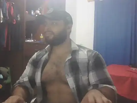 Snapshot of Bearmachin chatting on 05-07-26, 03:23 Bearmachin online show from 05-07-26, 03:23