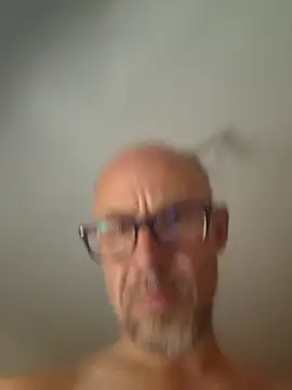 raphaelue online show from 06-06-26, 10:03