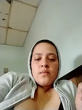 wetandtightcoochie online show from 05-06-26, 06:46