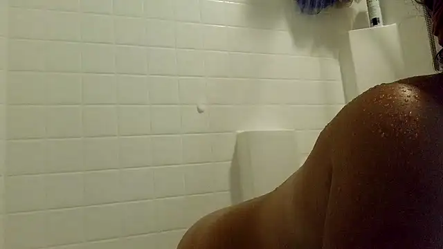 Snapshot of Vanessa_Valentine chatting on 05-28-26, 02:36 Vanessa Valentine online show from 05-28-26, 02:36