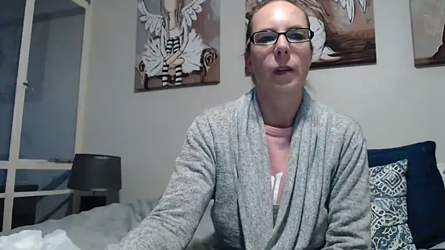 blondiesin50 online show from 06-06-26, 04:28