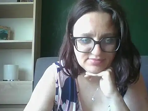 sensual paris online show from 05-22-26, 05:36