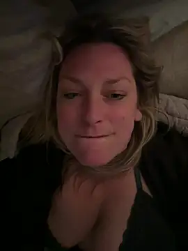 bigtitslivetofuck online show from 03-14-25, 04:21
