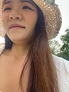 xiaochengzi505 online show from 05-21-26, 01:01
